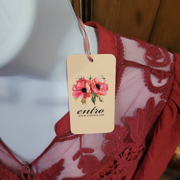 NWT Beautiful Lacy Blouse - Picture 5 of 5